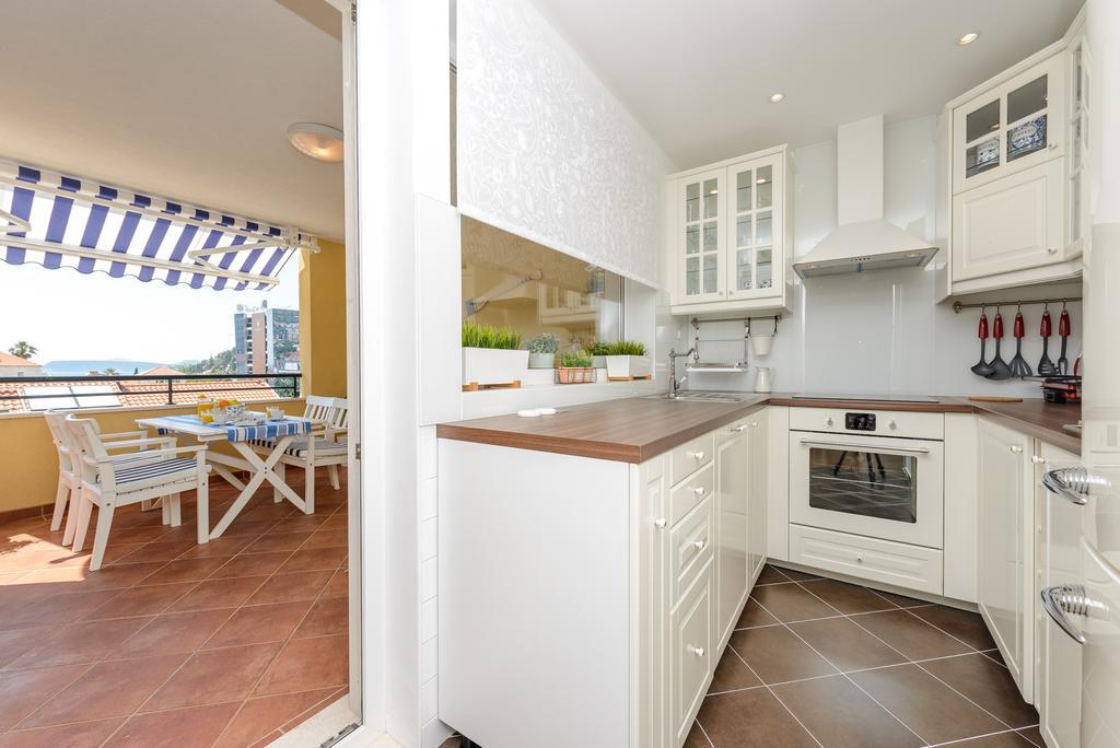 Blumarine Luxury Apartment ดูบรอฟนิก ภายนอก รูปภาพ